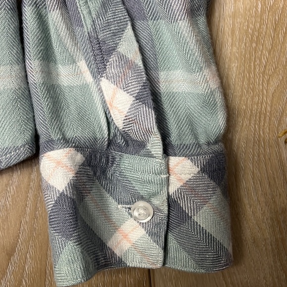 Rails Women’s Hunter Plaid Flannel Shirt Sea Breeze - Size Medium - Picture 6 of 8